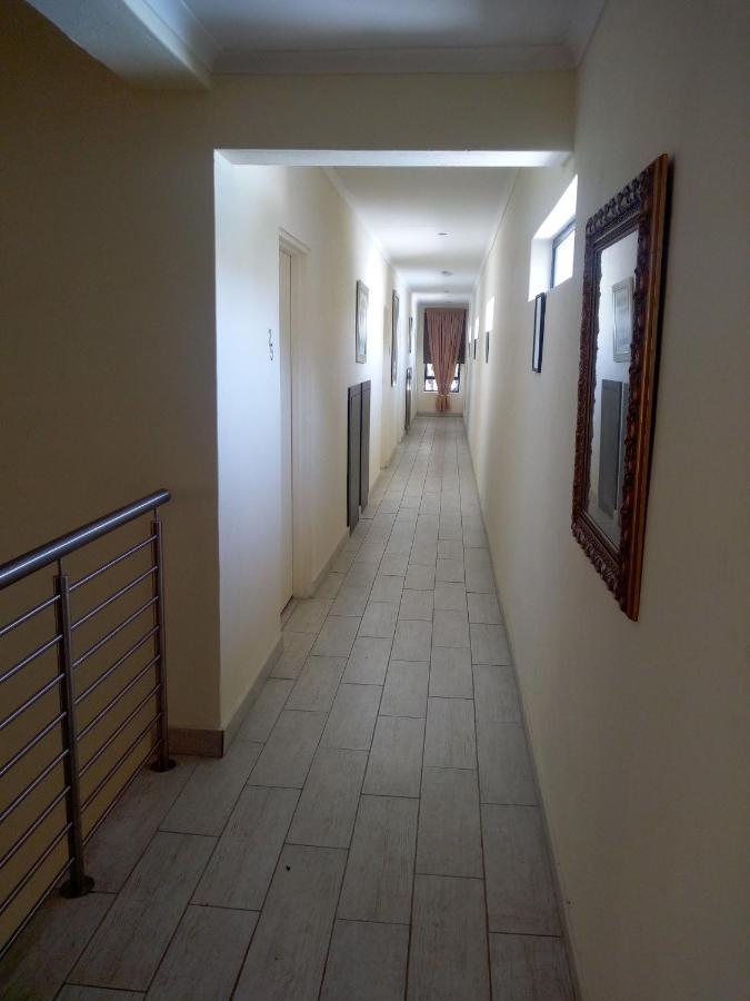 Villa Via Hotel Мидранд Экстерьер фото